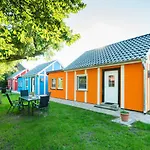 Holiday home Haus Windhook Dierhagen